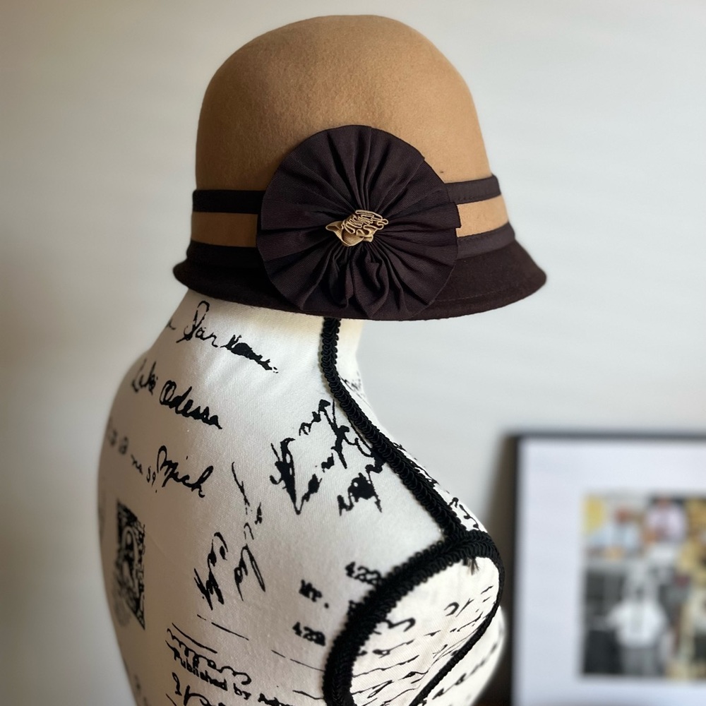 Tan and Chocolate Felt Cloche Hat. Never Worn. Beautiful for Fall
